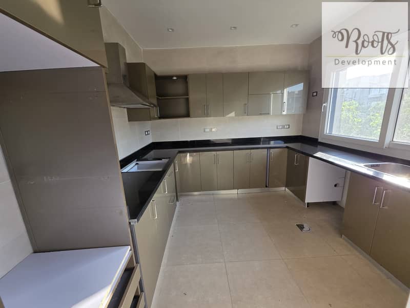 For Rent Townhouse Fully Finished with AC/s, in prime location in Kayan Compound,Boulevard 6 of October Axis - Ansicht 5