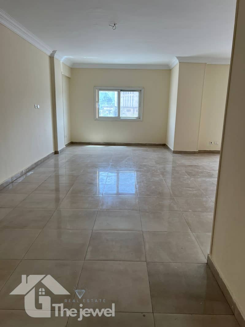Apartment for Rent | 240 SQM | 1st Floor | Master Bedroom | On North 90th Street | Banafsg Buildings | New Cairo - Ansicht 3