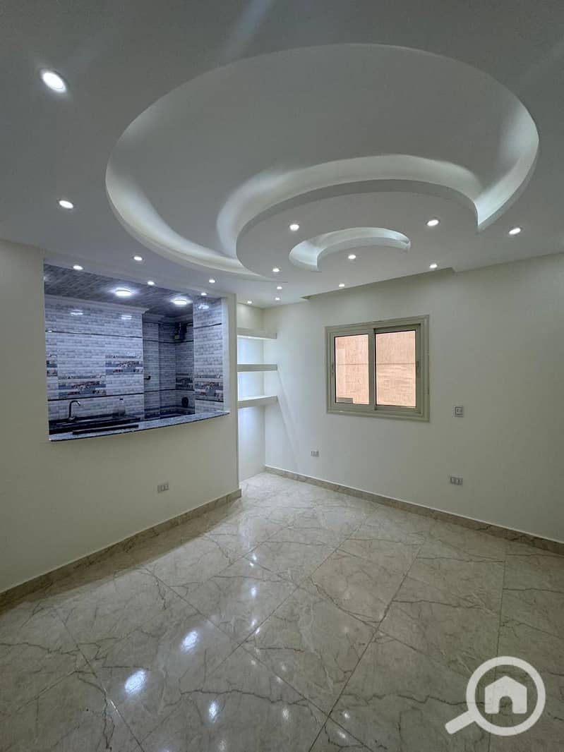 Apartment for sale in the Second District, 6th of October | Elevator | Ultra Super Lux finish - Więcej