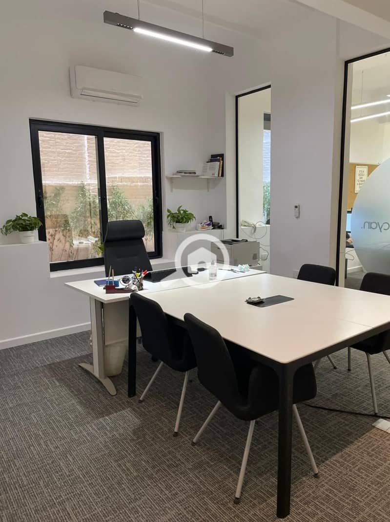 Furnished office for rent in Heliopolis from Al-Nuzhah main street, very distinctive location close to all services and transportation. Ground floor with private entrance. – pohled 2