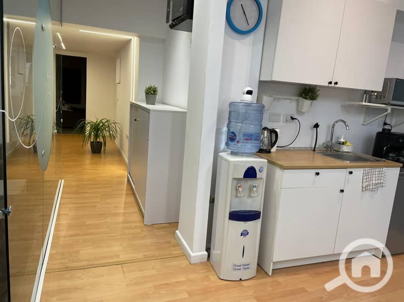 Furnished office for rent in Heliopolis from Al-Nuzhah main street, very distinctive location close to all services and transportation. Ground floor with private entrance. – pohled 6