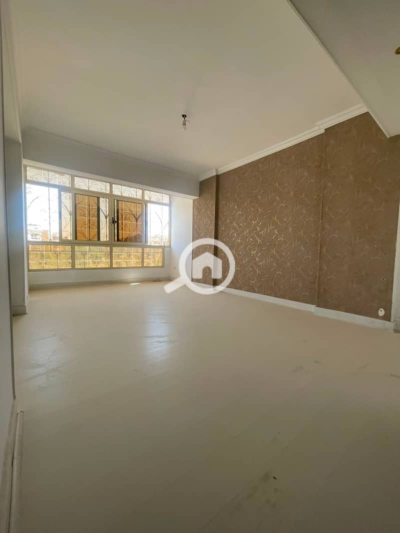 Ground Floor Apartment for Sale with Private Garden & Private Entrance – pohled 3