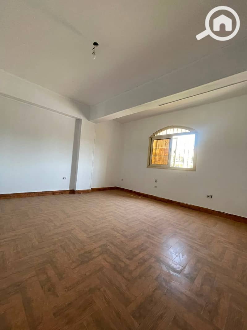 Ground Floor Apartment for Sale with Private Garden & Private Entrance – další