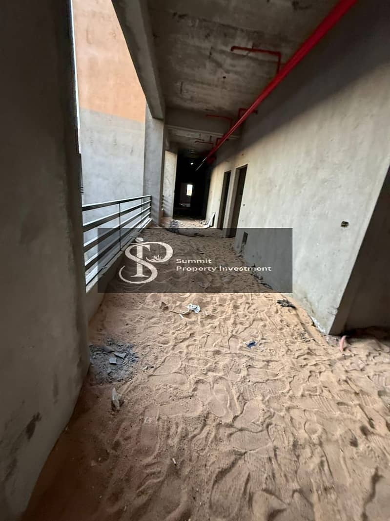 Commercial shop for sale in Al Alamiah Mall, 16th District, area 50 meters, 10th of Ramadan - Ansicht 4