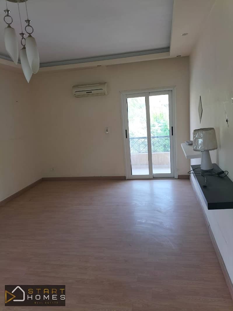 Standalone villa for sale in Al Rehab (Al Rehab 2). A highly distinctive model situated just steps away from the Red Mosque and the Old Mark - Więcej