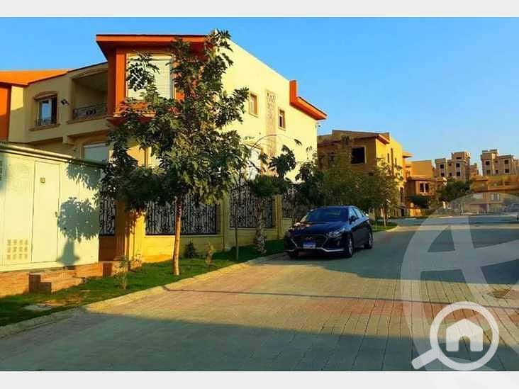 Luxury Twin House for Sale in Moon Valley 2 | Direct Lake View | Prime Location in New Cairo - Mehr