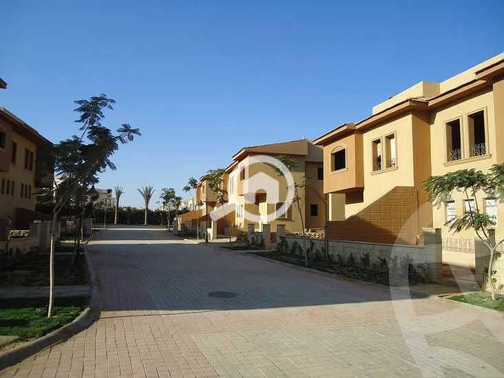 Luxury Twin House for Sale in Moon Valley 2 | Direct Lake View | Prime Location in New Cairo - Ansicht 6