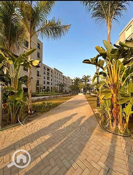 Twin Villa for Sale Behind Royal City in Village West, Prime Sheikh Zayed – pohled 6