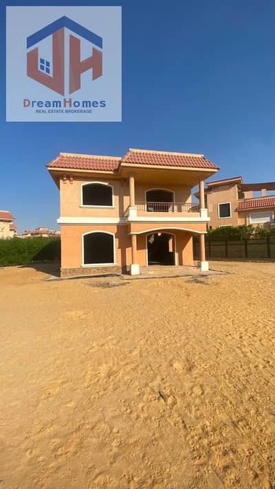 فیلا 3 غرف نوم للبيع في مدينتي، القاهرة - ee9d3037-3a03-4587-9936-605895707d48. jpg