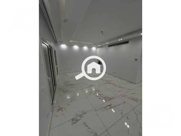 Semi-furnished apartment for rent in Courtyard Compound - Widok 3