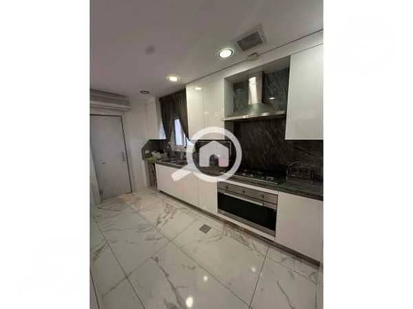Semi-furnished apartment for rent in Courtyard Compound - Widok 4