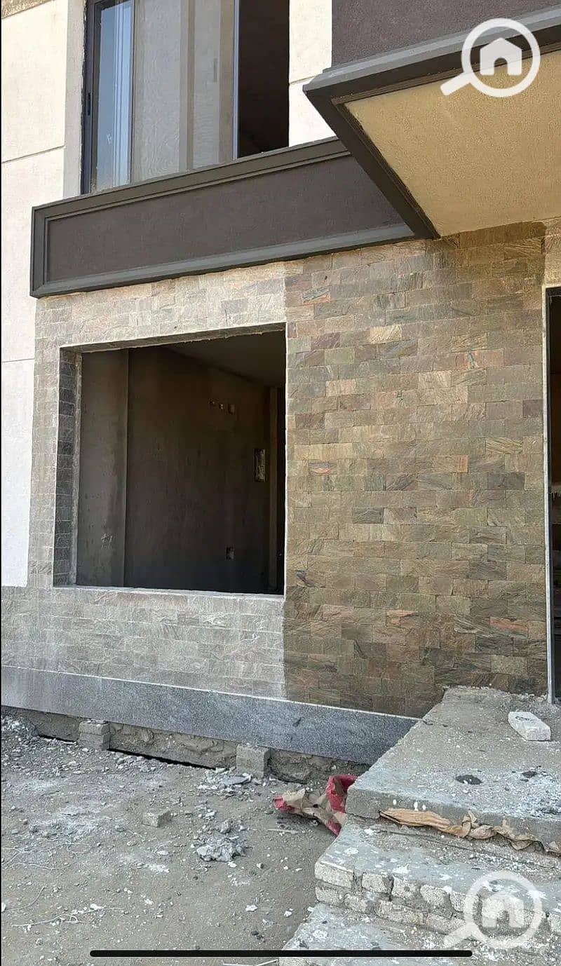 Twin House 5 Bed for Sale in Dejoya , New Zayed | Greenery View | Prime Location - Mehr