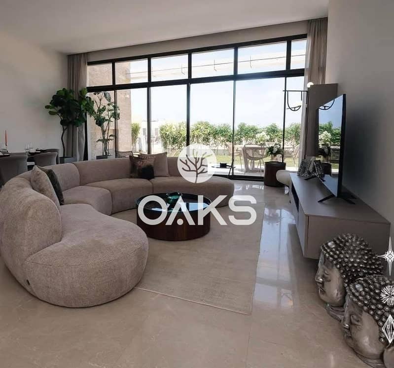 villa for sale 245m Inside a fully serviced compound From Marakez in New Cairo with installment on 8 years - Widok 3