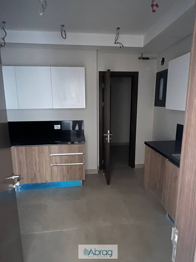 Luxury apartment 186 sqm 3 rooms for rent with air conditioning and kitchen - super lux finish – pohled 4