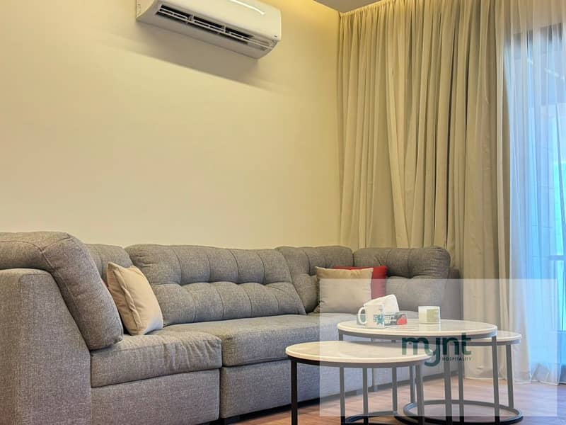 Luxuries apartment for rent with wide garden view in District 5 compound - New Cairo - Meer