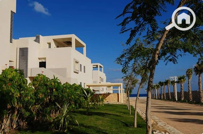 With just 5% down and installments over 10 years, receive a fully finished two-bedroom apartment with air conditioning and a kitchen in Hacienda's mos - Widok 2