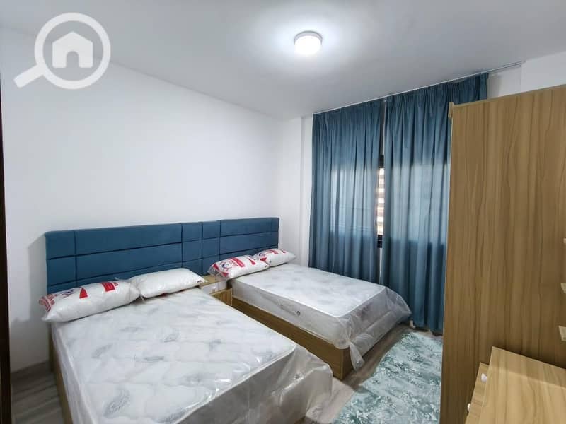 Luxury apartment for rent in Bervado, Madinaty. Two bedrooms, two bathrooms, a kitchen, and a reception. Excellent finishing and furnishing. 35,000 required. Viewing at any time. - Ansicht 4