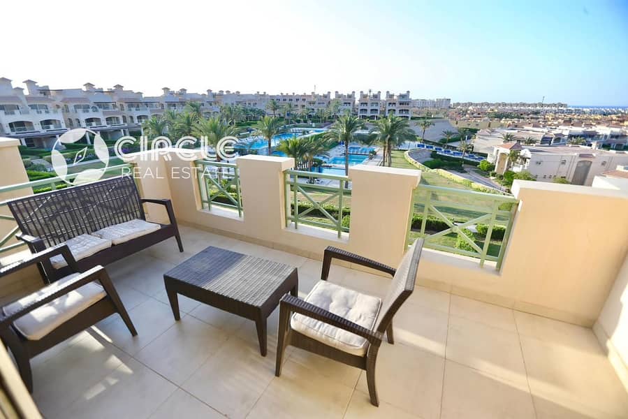 Fully Finished & Furnished 120m Penthouse With 120m Roof For Sale In La Vista 7 Ain Sokhna Near To Galala City - Bild 5
