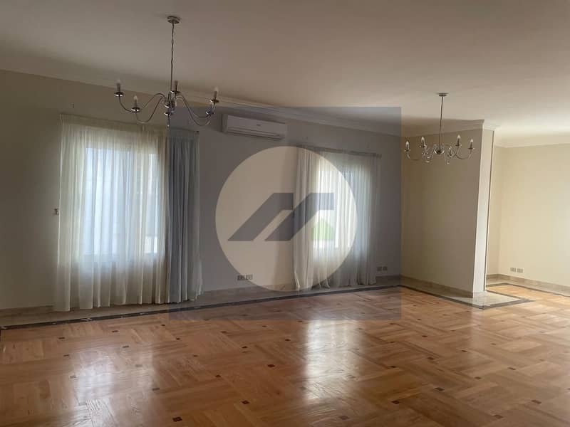 For Rent Semi Furnished 3 Bedroom Apartment in West Golf , New Cairo - Widok 4
