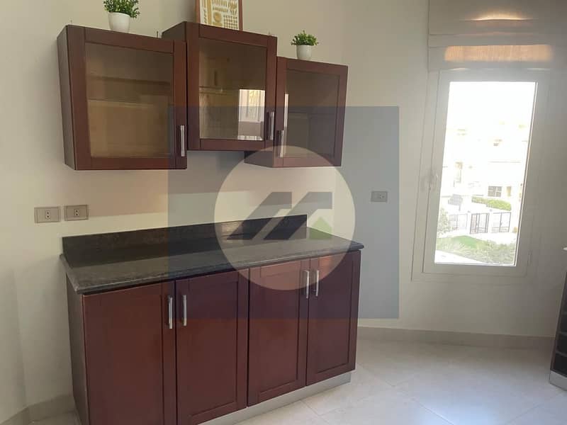 For Rent Semi Furnished 3 Bedroom Apartment in West Golf , New Cairo - Widok 5