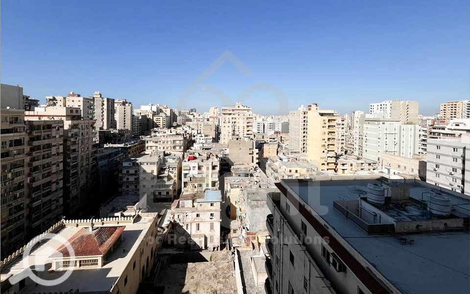 sqm Apartment for Sale in El-Azarita (off Champollion Street) - Bild 2