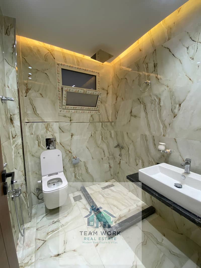 A once-in-a-lifetime opportunity in the heart of Sheikh Zayed | Brand new, modern apartment in District 16 for sale at a bargain price - Widok 5