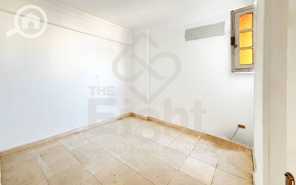sqm Apartment for Sale in El-Azarita (off Champollion Street) - Bild 4