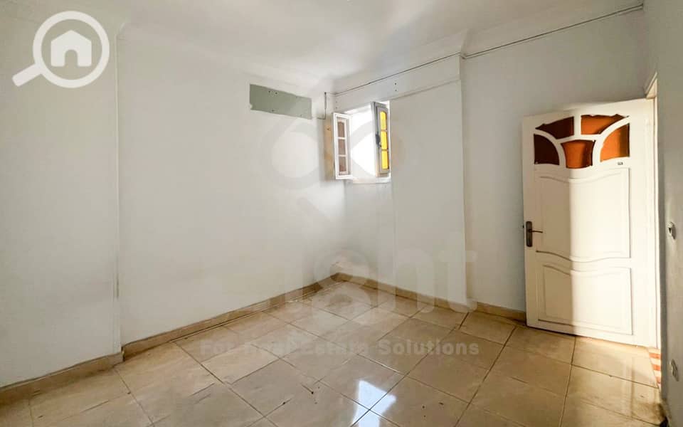 sqm Apartment for Sale in El-Azarita (off Champollion Street) - Bild 6