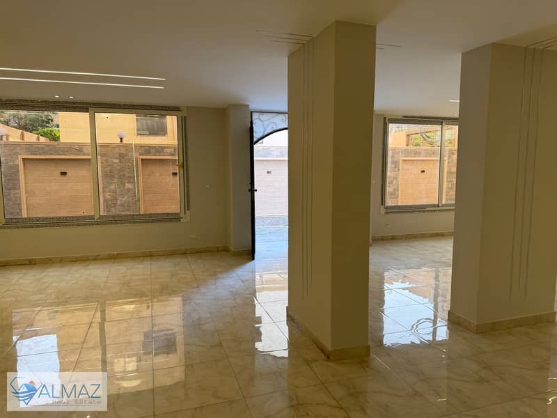 Empty basement space of 200 square meters with a garden for administrative rent, First Settlement, on Mohamed Naguib Axis - Mehr