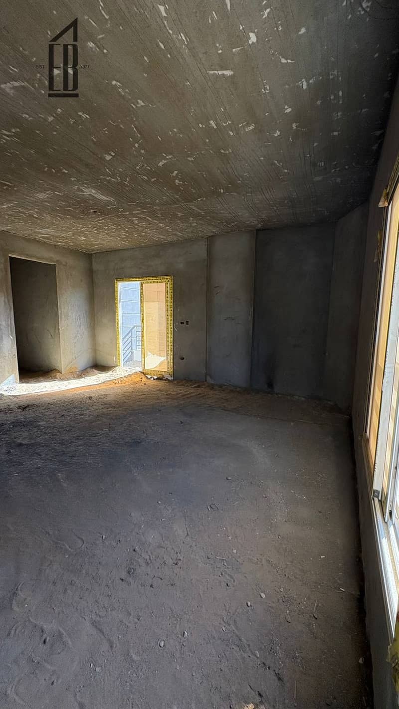 Ready-to-move apartment for sale directly on the View Zone, minutes away from Mohamed Bin Zayed Axis. - Ansicht 5