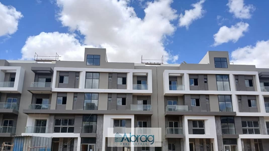 176 sqm Apartment (3 Bedrooms + Maid's Room) for Sale in Terrace Compound, Sheikh Zayed - Widok 3