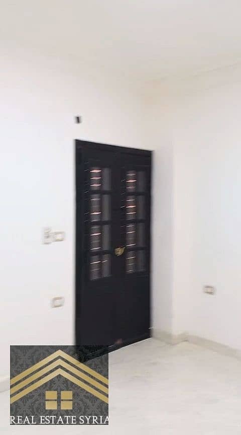 16 1000510700. jpg