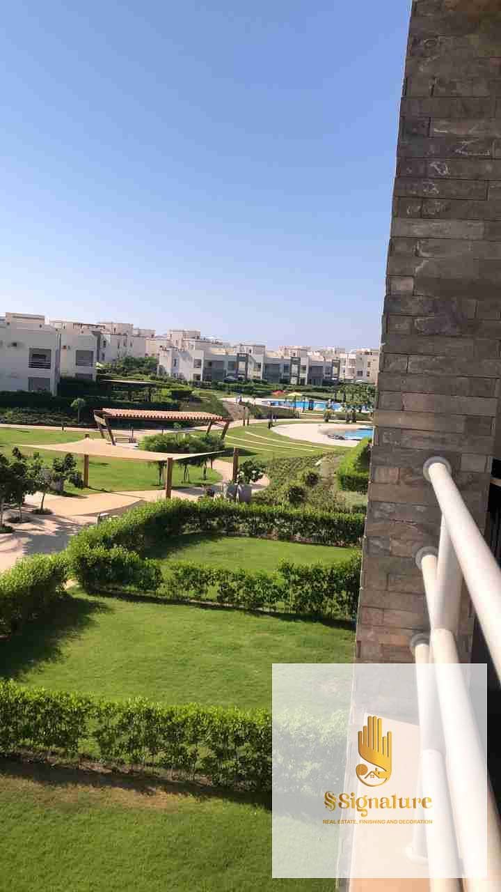 For sale: Chalet with a roof terrace, two bedrooms, Ready To Move, furnished, with a swimming pool view in Amwaj North Coast, Sidi Abdel Rahman. - Vista 3