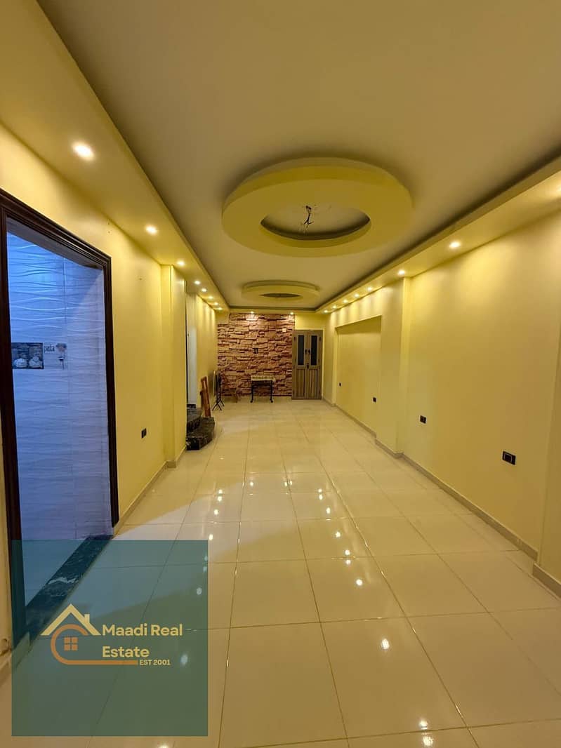 Apartment for Sale in the Heart of Zahraa El Maadi A fully finished apartment for sale in the heart of Zahraa El Maadi, located in a prestigi - Widok 2