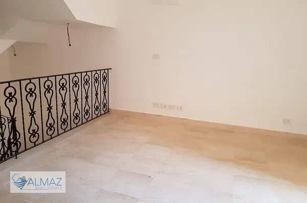 A prime, unfurnished villa for rent in Al Rehab, Group 25, measuring 262 square meters. Located near major roads and services. - Ansicht 5