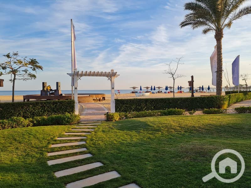 Chalet in Golf Bay phase 81 meters, immediate delivery, kilo 107 in the heart of New Alamein. Grab your opportunity, the last unit in the project at this price. - Mehr