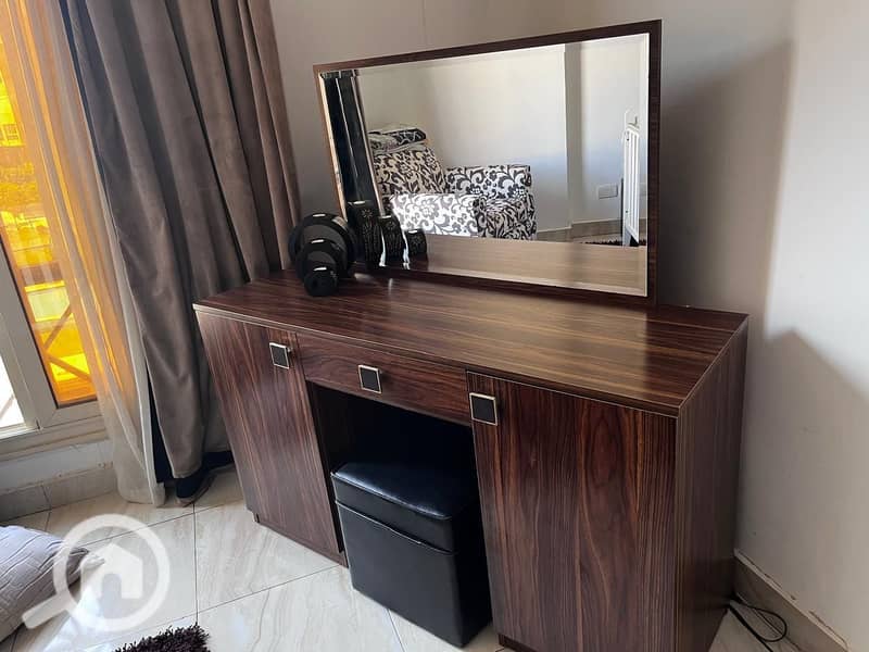 Fully furnished apartment for rent with high-end furnishings, located in the South Academy (Zone A) area, opposite the German and English schools - Więcej