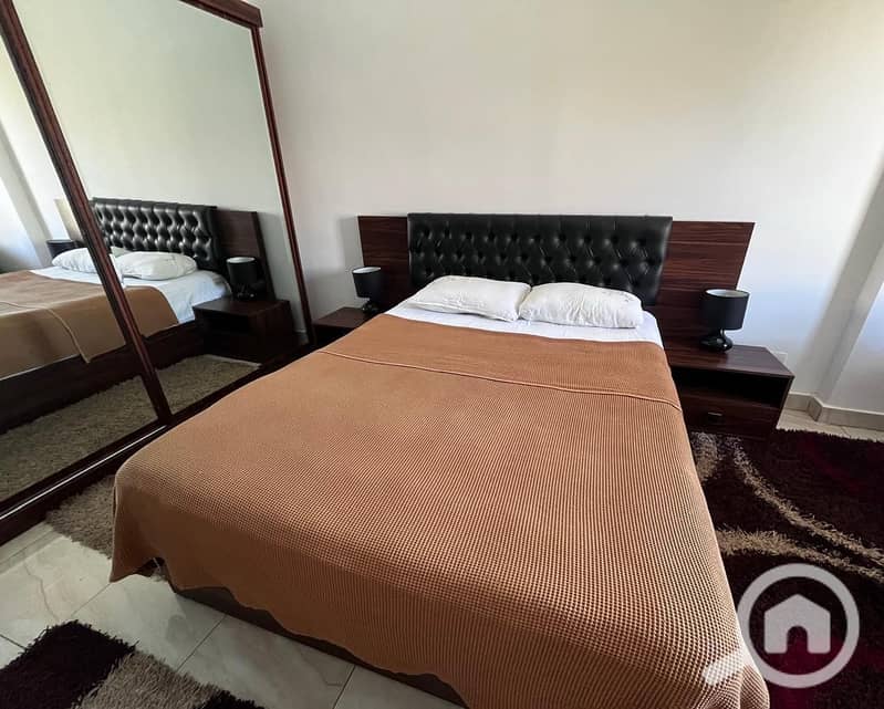 7 81caa6d5-4c0a-45c4-859f-fdf92fb1a172. jpg