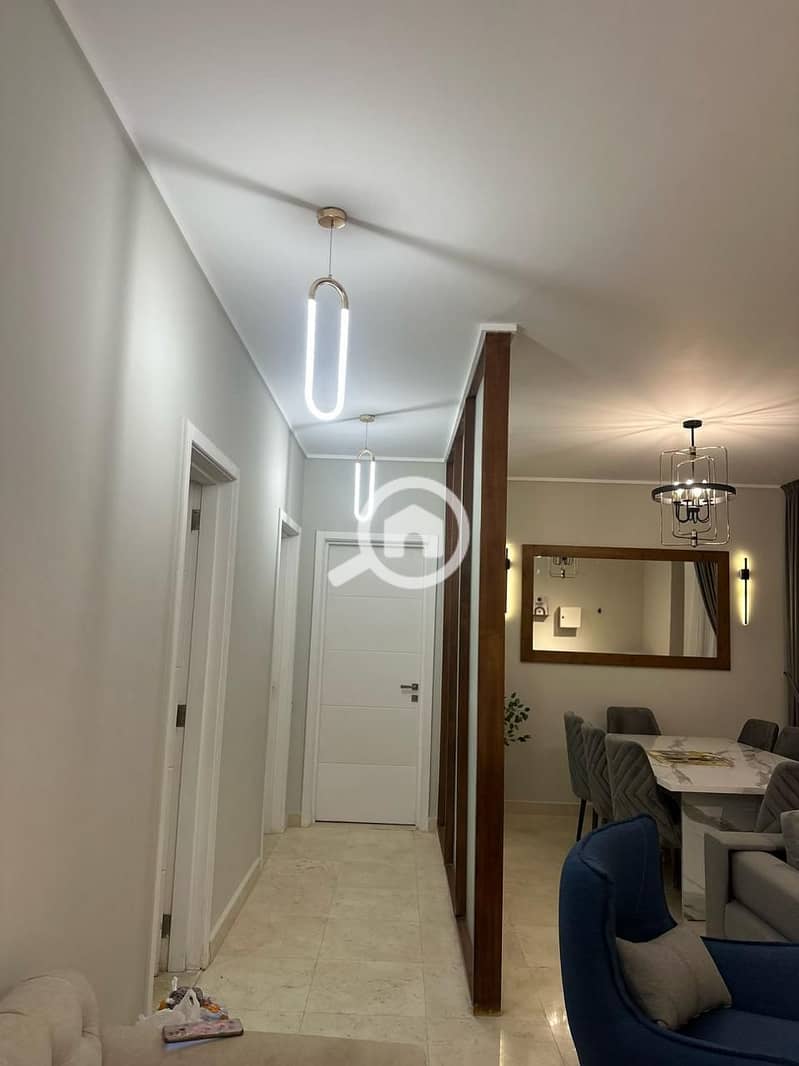 Apartment in the compound Village Gate, Palm Hills, with luxurious finishing and a distinguished community – pohled 3