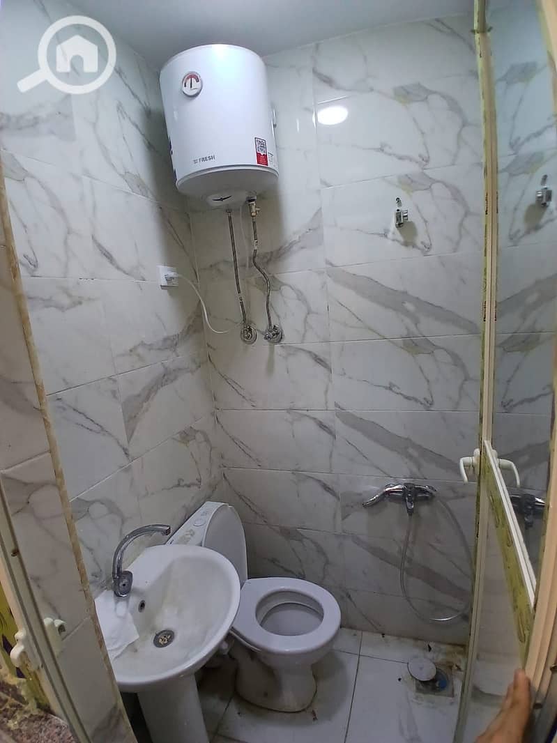4 69158. jpg