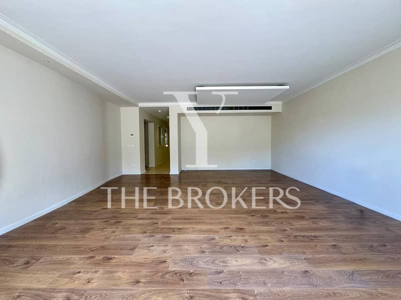 Unbeatable Steal Price! Fully Finished Ground Apartment in Pyramid Hills – pohled 3