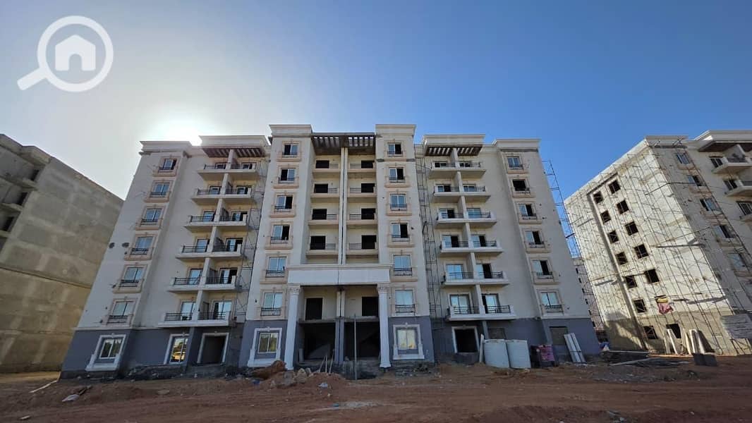 127sqm fully finished apartment for sale at a special cash price in Mayan Compound New Cairo near Al Rehab and Swan Lake Residence - Więcej