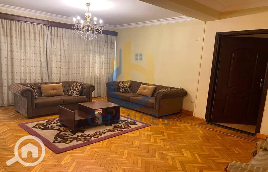 For sale, a 230 sqm apartment in Zahra Maadi, a prime location in the sixth sector, super lux, with a distinctive facade overlooking the garden. – další