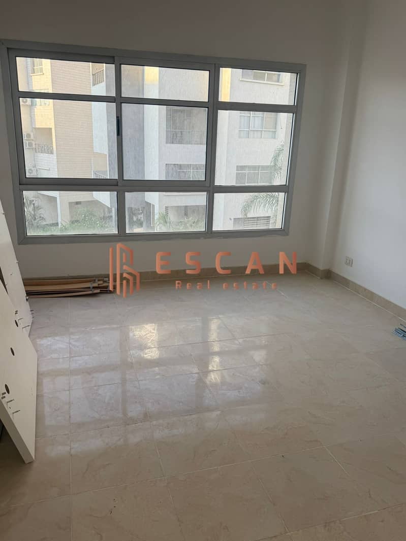 Apartment for rent in Madinaty, in the most prestigious phase of the city, in B8. A distinctive apartment with an area of 224 square meters, located - Vista 6