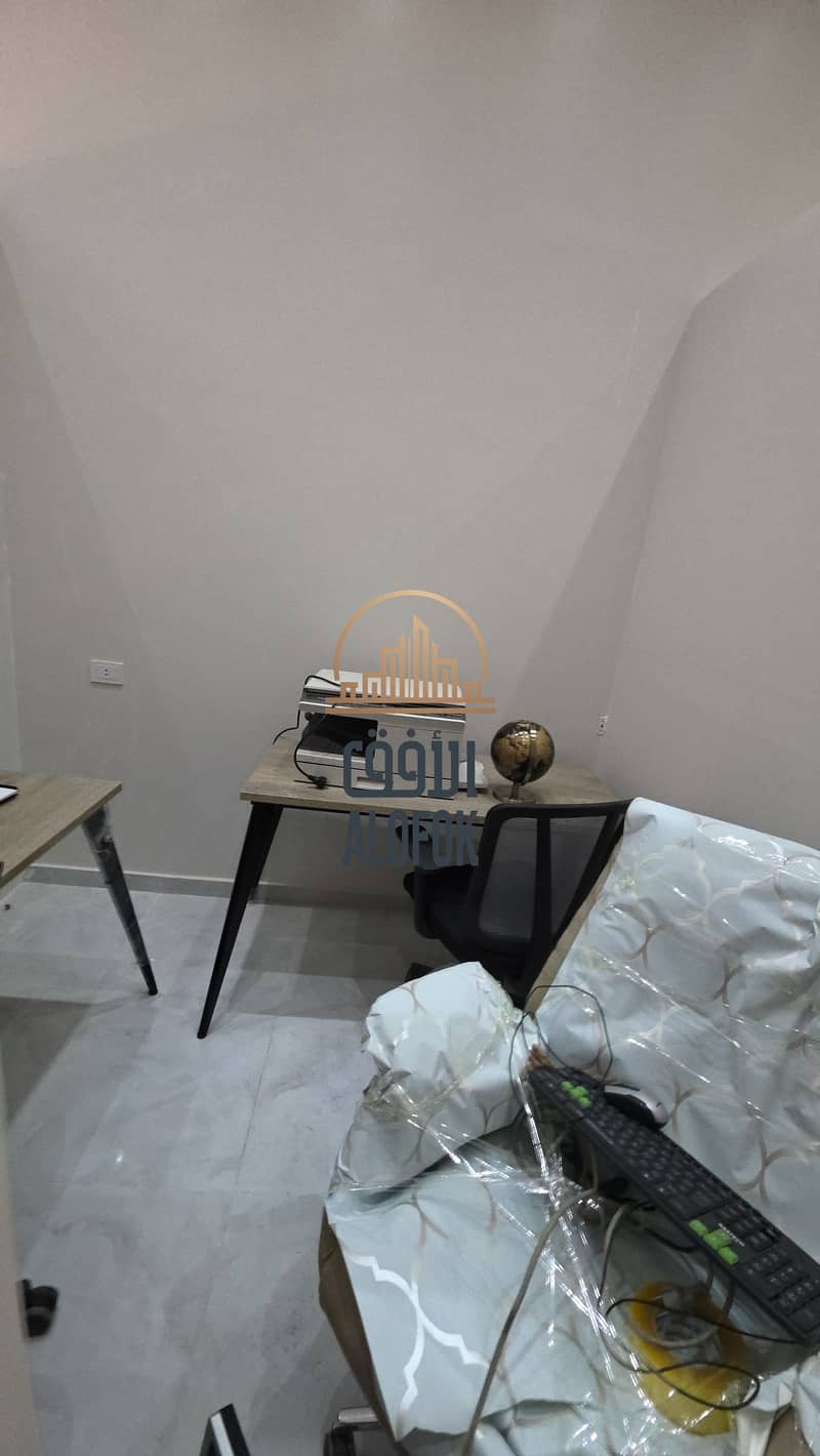 2 1000317301. jpg