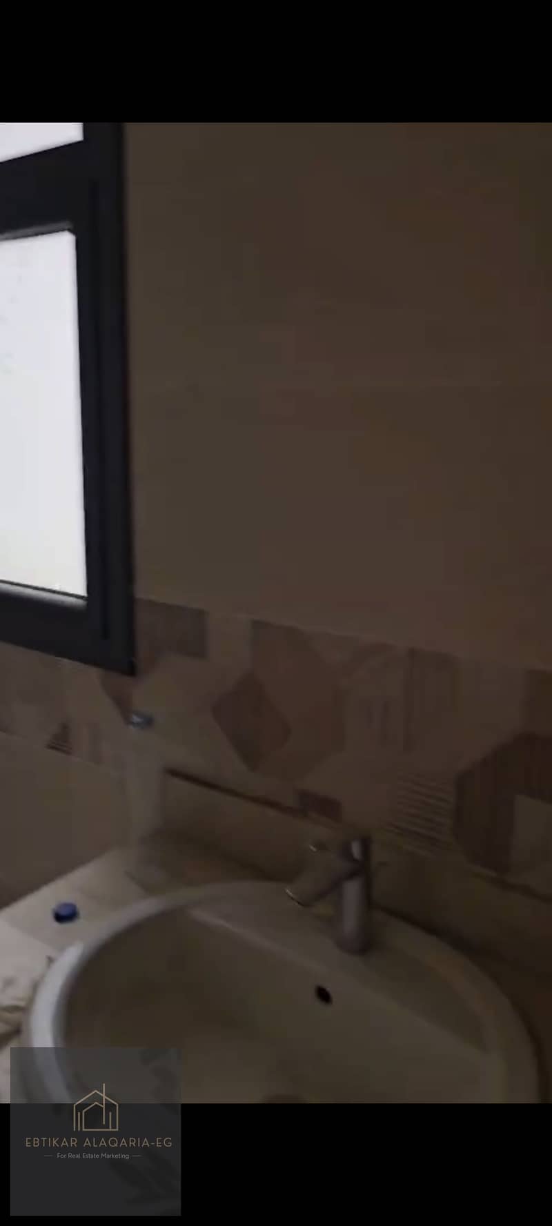 6 1001122523. jpg