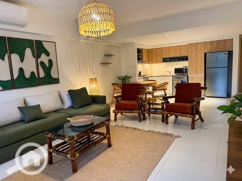 5 db4fb7cd-9f84-4cab-beb8-84776a410435. jpg