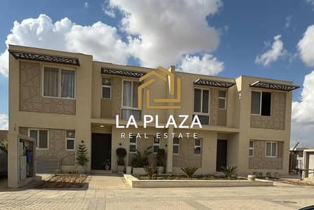 3 Bedroom Twin House for Sale in 6th of October, Giza - WhatsApp Image 2026-07-01 at 8.47. 34 PM. jpeg 3 Bedroom Twin House for Sale in 6th of October, Giza - WhatsApp Image 2026-07-01 at 8.47. 34 PM. jpeg