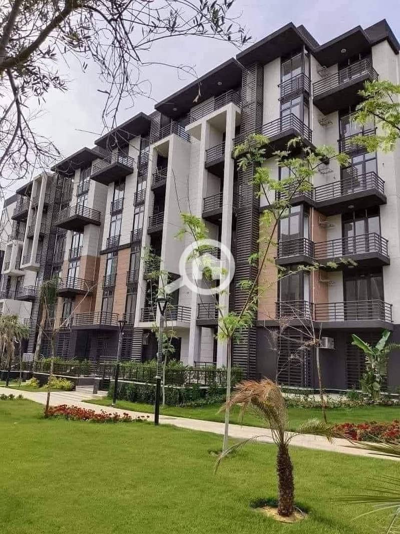 118m² ground floor apartment with a 45m² garden for sale in Madinaty. Previous reservation available at the best price and longest payment period. Delivery within one year. - Fler