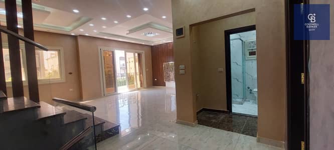 4 Bedroom Townhouse for Sale in New Cairo, Cairo - 5fbf993e-d51c-4b7e-a7fe-a3c6a230ef7f. jpg 4 Bedroom Townhouse for Sale in New Cairo, Cairo - 5fbf993e-d51c-4b7e-a7fe-a3c6a230ef7f. jpg